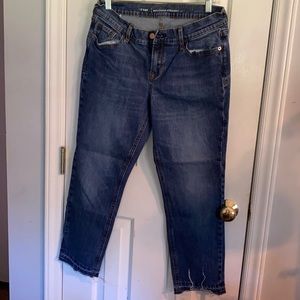 Old Navy Boyfriend Straight Jeans, Size 6